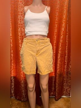 Old Navy Everyday Shorts Size Small Good Condition